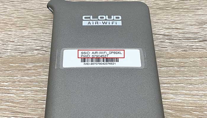 「SSID」と「PWD」を確認する